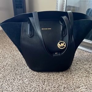 Michael Kors Tote